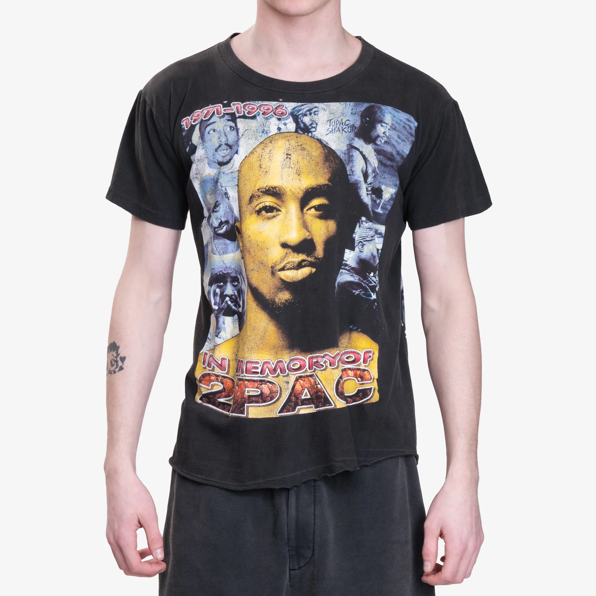2Pac In Memory Vintage T-Shirt