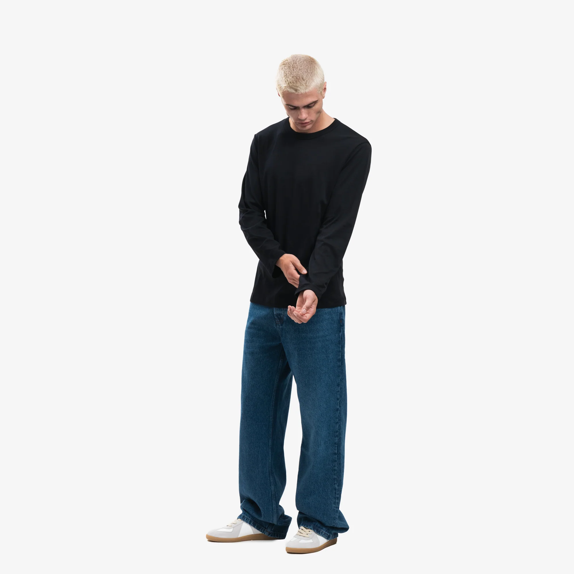 Apex Fitted LS T-Shirt - Image 2