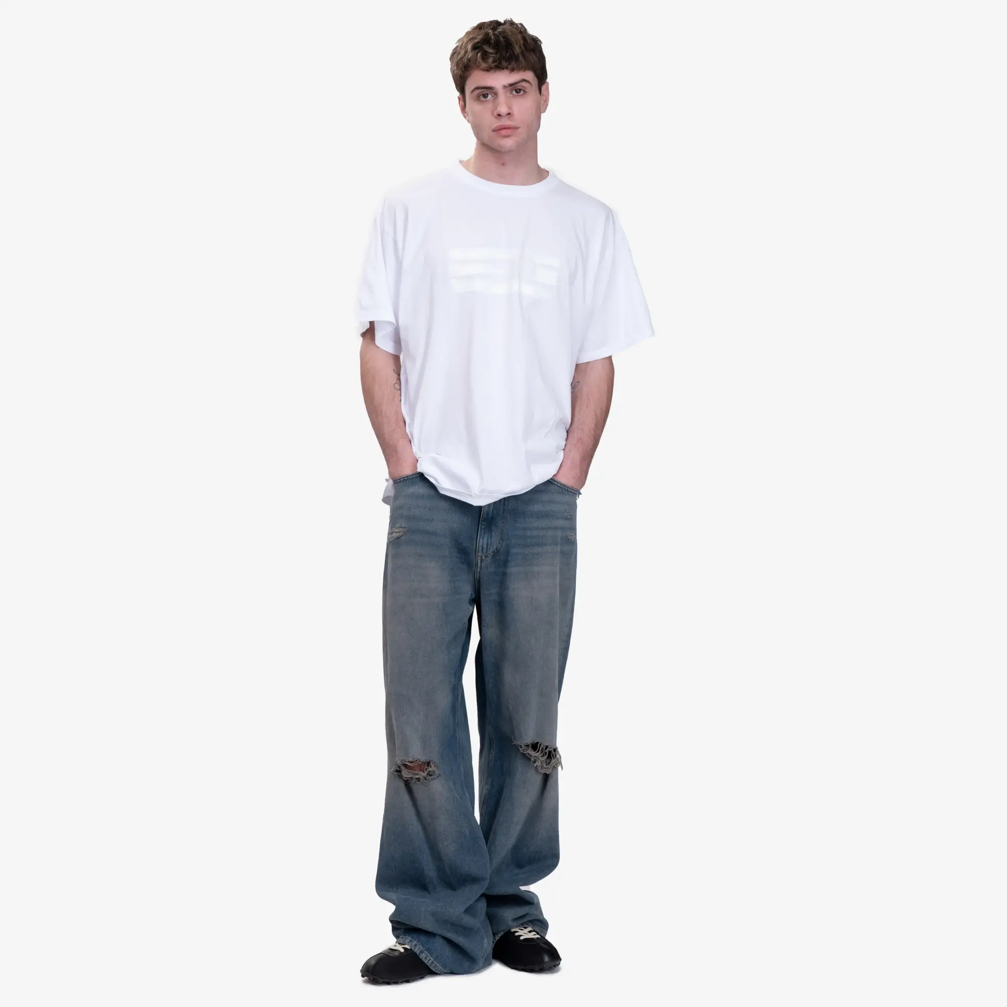 Ripped Wide Leg Jeans - Image 2